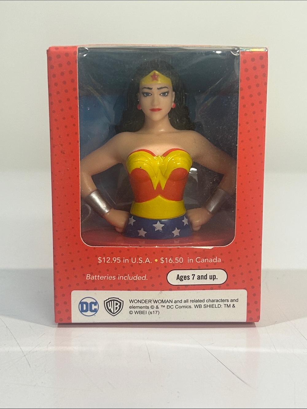 🤯5 for $20🤯 Wonder Woman Talking Figure And Book (mini)